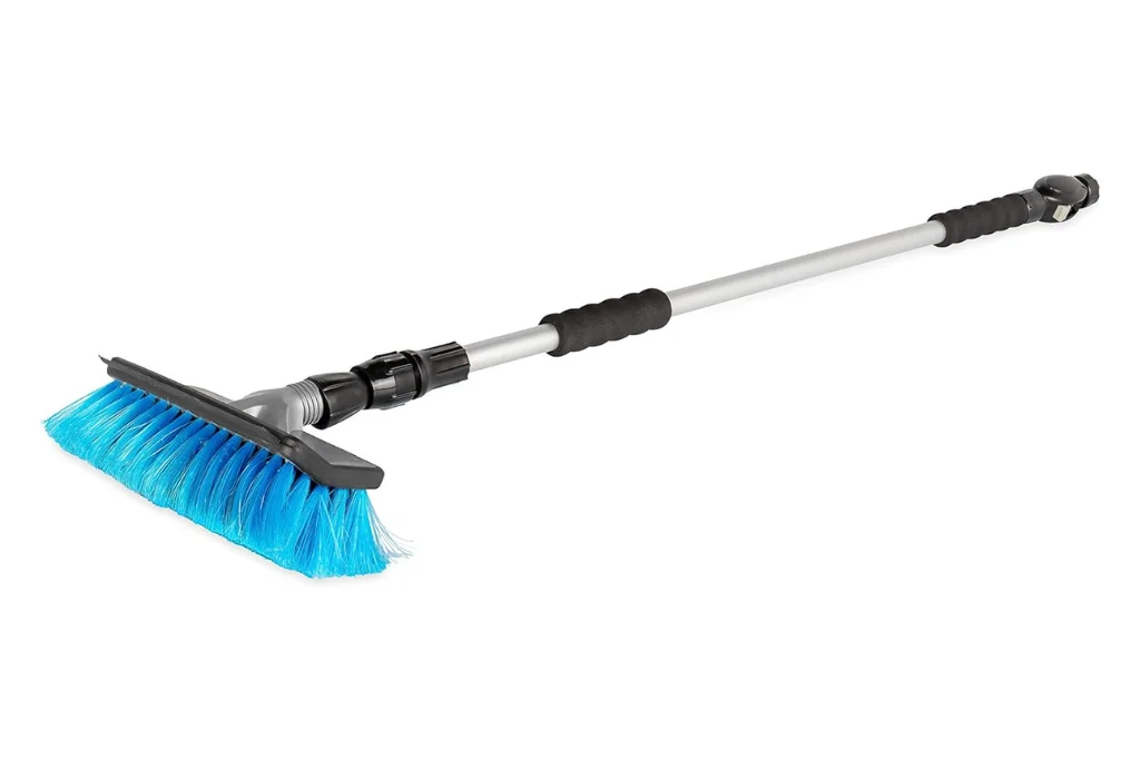 Camco Flow-Through Wash Brush